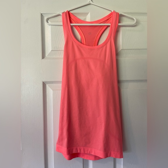 Lululemon swiftly tech racerback tank 2.0 - Picture 1 of 2